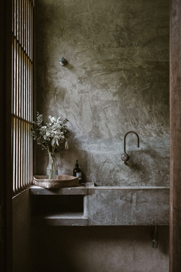 about-farmhouse-toilet